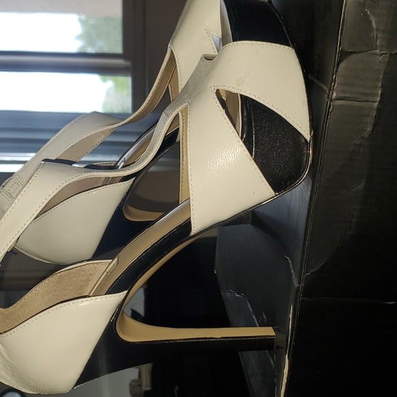 Inc shoes - Picture 2 of 11